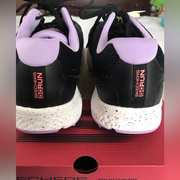 New! Women’s Black Skechers Go Run Consistent Vivid Horizon Size 11. - Picture 2 of 8